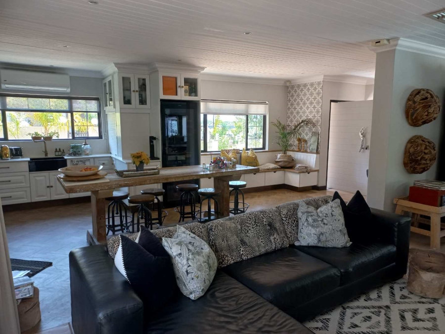 5 Bedroom Property for Sale in Keidebees Northern Cape